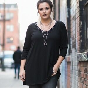 Avenue 2X WP $50 Black‎ 100% Cotton Cut-Out Detailed V-neck Stretch Cotton Tunic